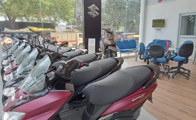 Suzuki-Showroom-Alambagh